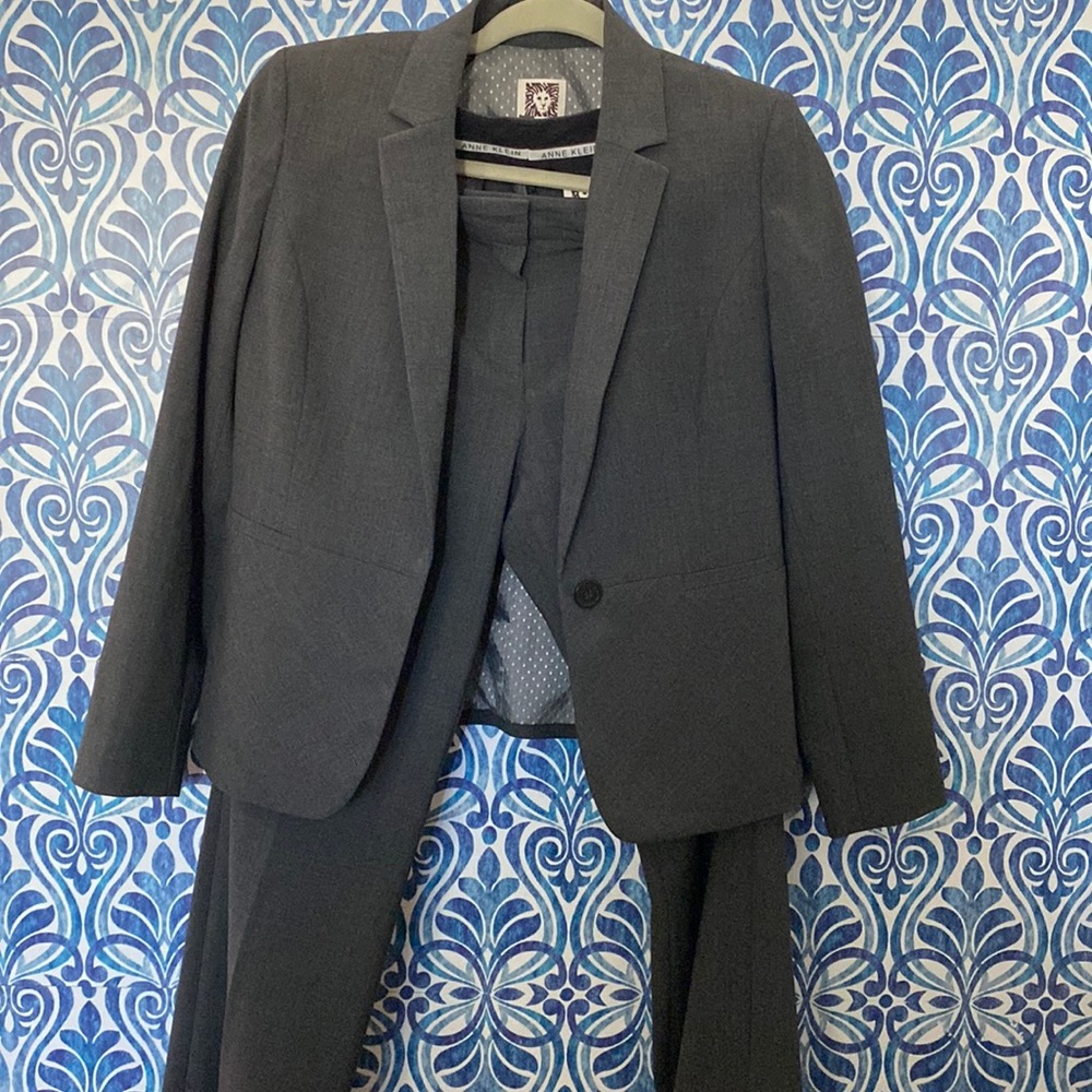 Anne Klein Petite Sz 6 Pant Suit